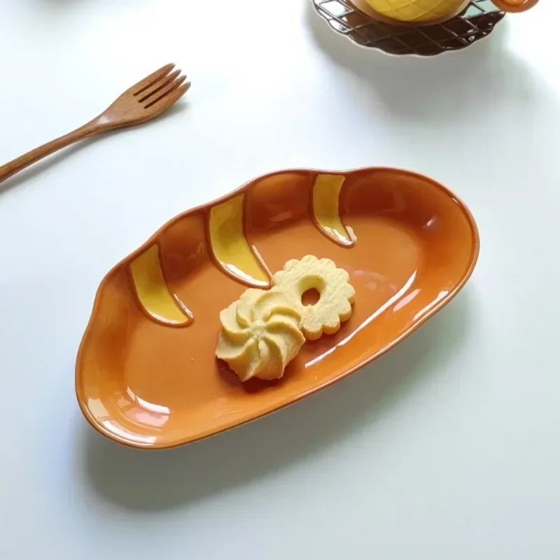 Creative Underglaze Colored Ceramic Plate Embossed Bread Biscuit Plate Bowl Home Cute Dessert Plate Coffee Cups Saucer Cutlery