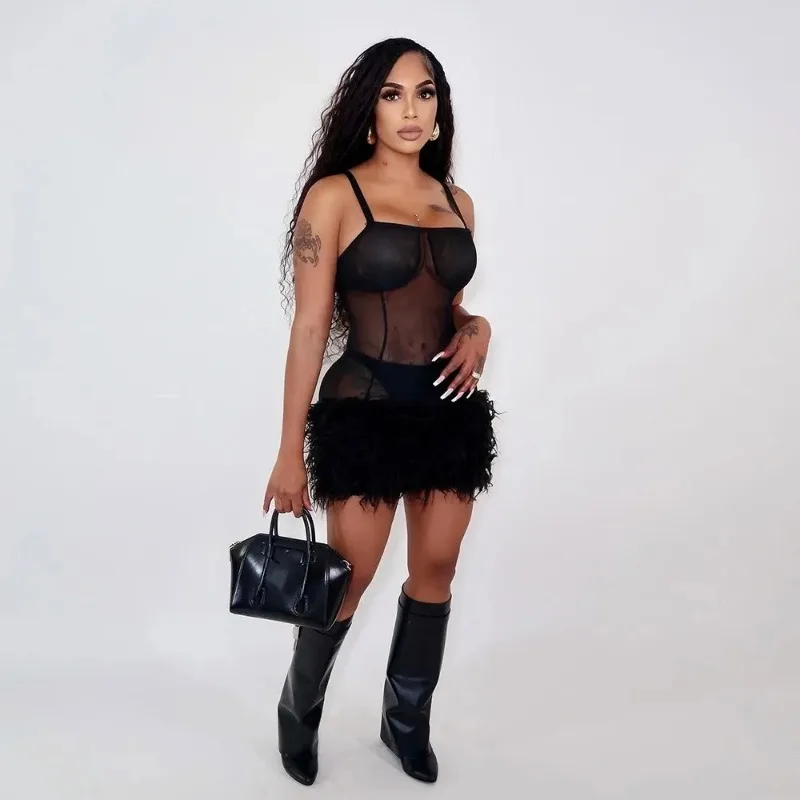 Leosoxs 2025 ฤดูใบไม้ร่วงสตรี SHEER ตาข่ายสีดําเซ็กซี่ปรับสายคล้องขนสัตว์ปลอม Trim Bodycon มินิเดรส Midnight PARTY Clubwear
