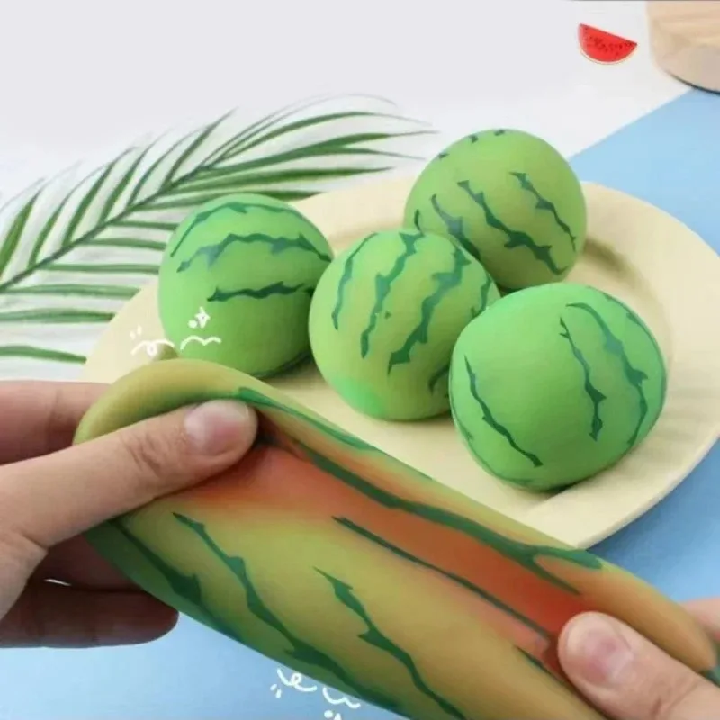 Squishy künstliche Früchte, Wassermelone, Quetschspielzeug – langsamer Rückprall, roter Entlüftungsball, Stressabbau-Dekompressionsspielzeug für Kinder und Erwachsene