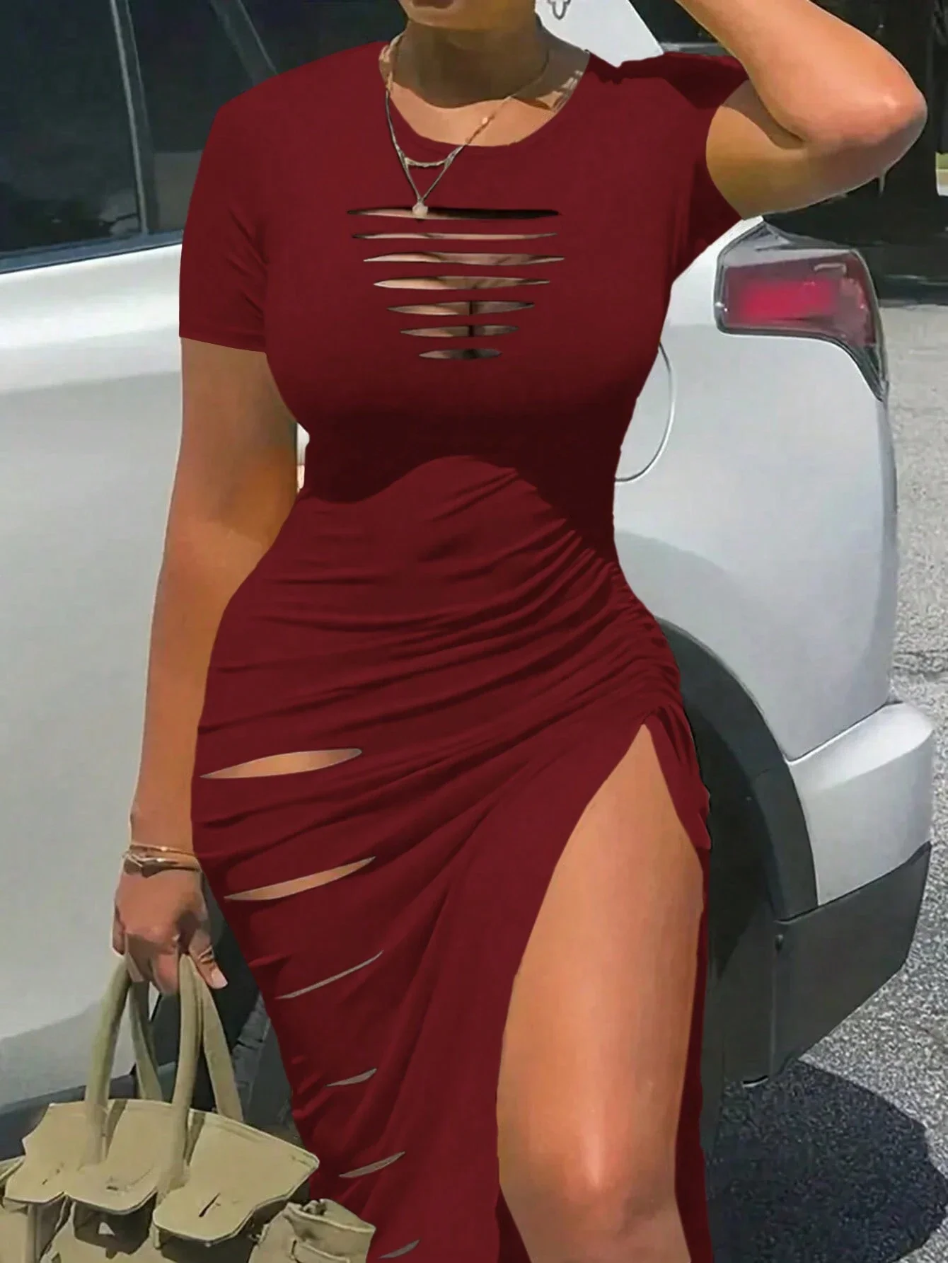 

Женское платье с короткими рукавами и высоким разрезом, с эффектом потертости