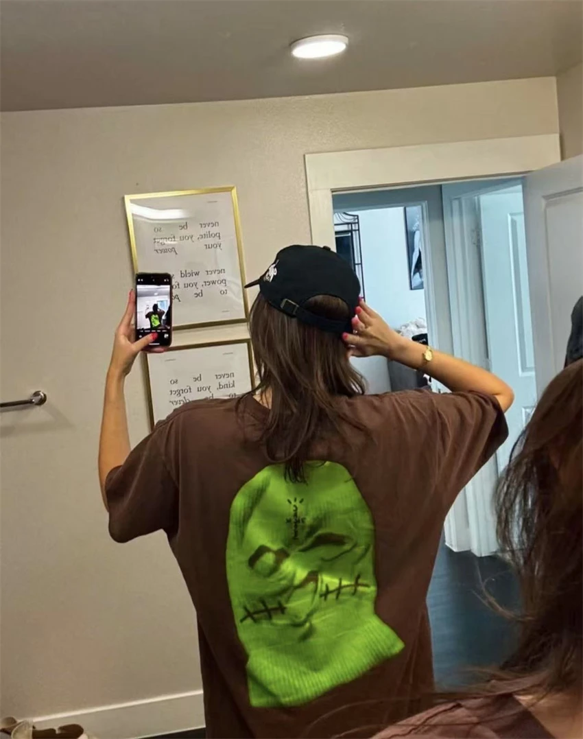 T-shirt quotidiana per giovani - Cactus Jack Tee recensione e prezzo