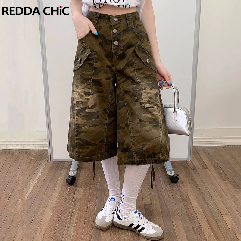 

ReddaChic Camouflage Buttoned Denim Shorts Women Men Cargo Pockets Vintage Wash Ribbon Wide Leg Baggy Jeans Jorts Y2k Streetwear