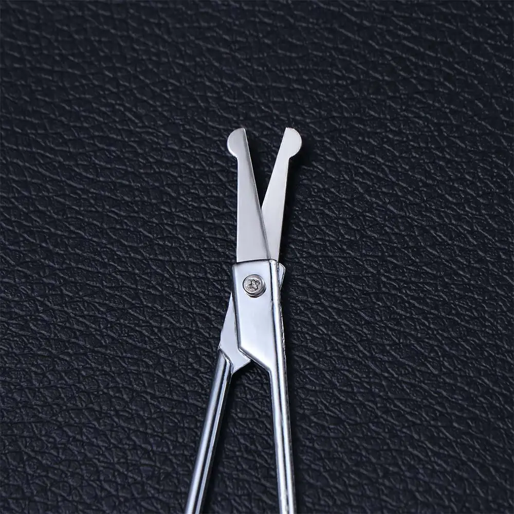 Nova ferramenta curvada aparador de unhas aço inoxidável nariz tesoura cabelo ferramenta beleza orelha aparadores faciais