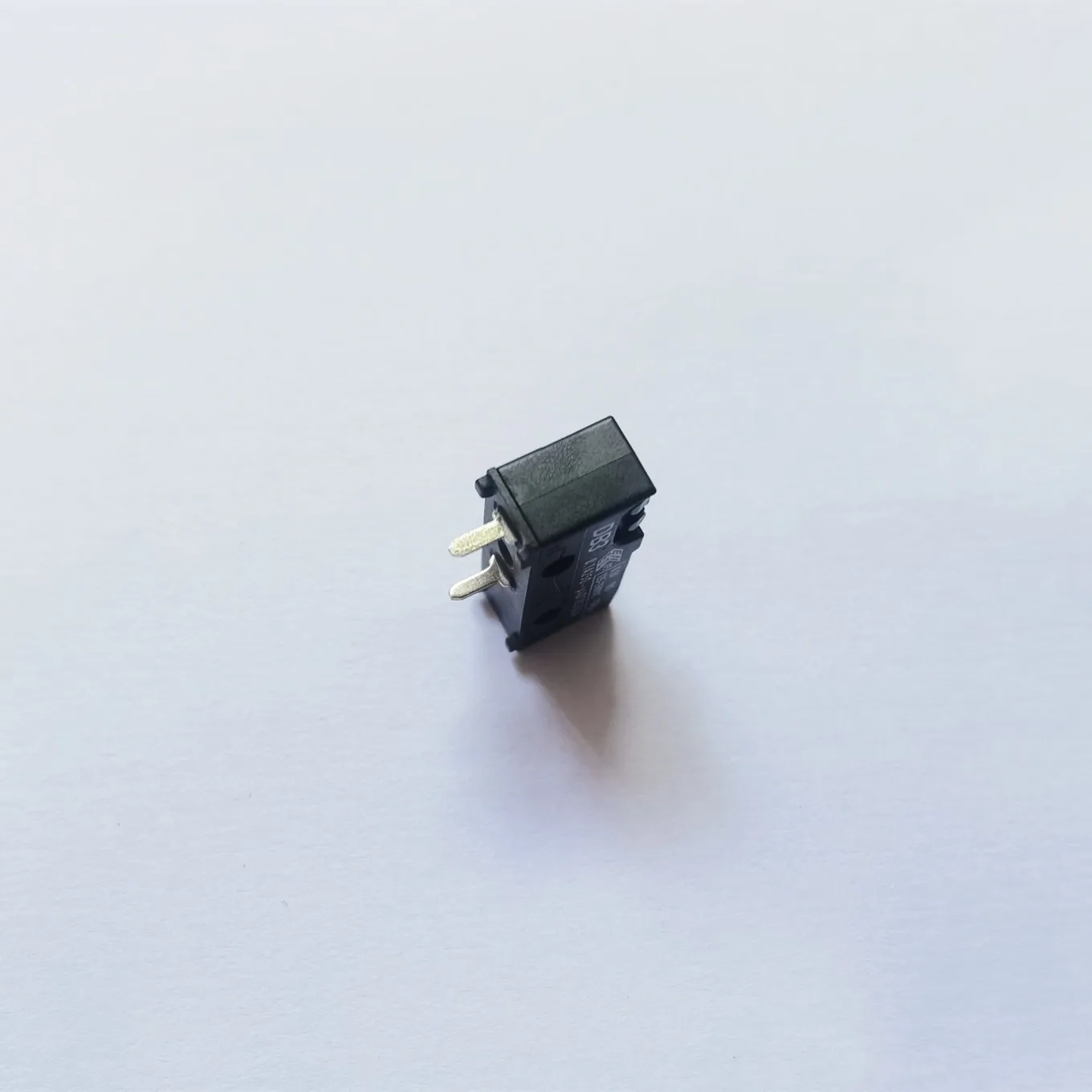 Original new 100% DB3 micro switch 0.1A 2pin regular open stroke touch button switch