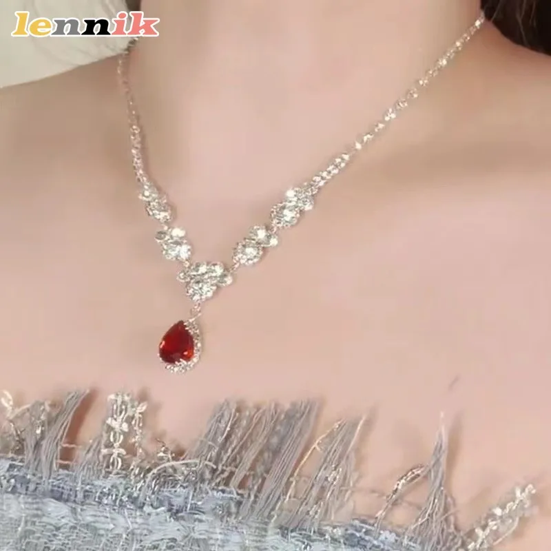 French Super Sparkling Rhinestone Necklace 2024 New High-grade Sense Luxury Small Niche Collarbone Chain, Gold Plated Gift Box