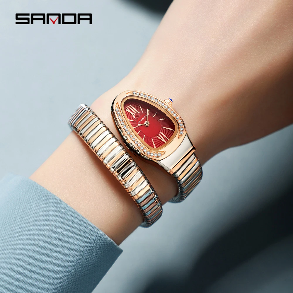 SANDA nuevo 1151 reloj de cuarzo de lujo ligero de estilo Retro para mujer con incrustaciones de diamantes en forma de serpiente reloj de cuarzo resistente al agua para mujer