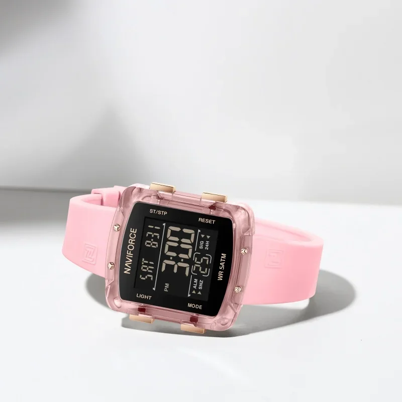 NAVIFORCE 7121 ساعات رقمية للنساء بتقويم مقاوم للماء وحزام سيليكون كاجوال للسيدات