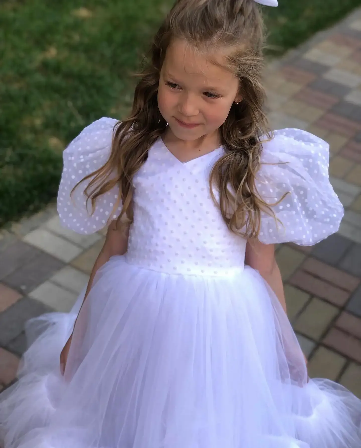 فستان فتاة الزهرة للحفلات البيضاء للفتيات بأكمام قصيرة وحفلات الزفاف الريفية من التول للفتيات فساتين الحفلات بطول الشاي #2