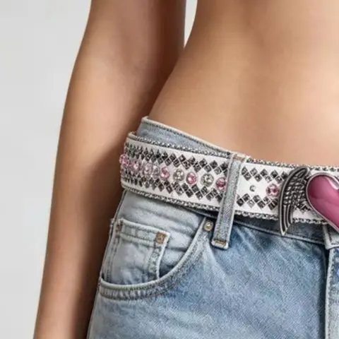 cinturon-casual-de-moda-punk-con-remaches-versatil-de-cuero-pu-con-doble-orificio-y-ojales-estilo-gotico