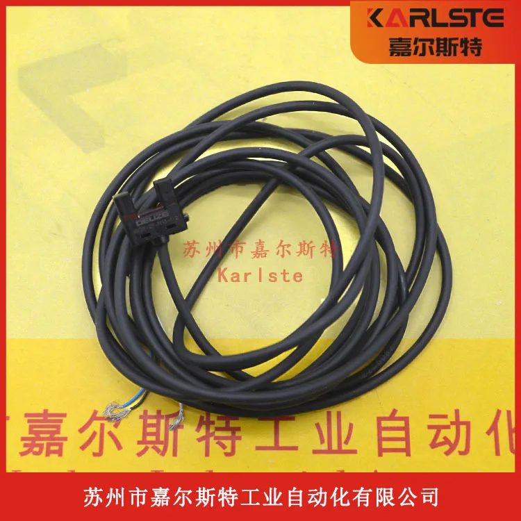 

Оригинальный точечный фотоэлектрический переключатель BGE-3T-N13-4 BGE-3T-N13-4-PP Delz DEUZE со слотом