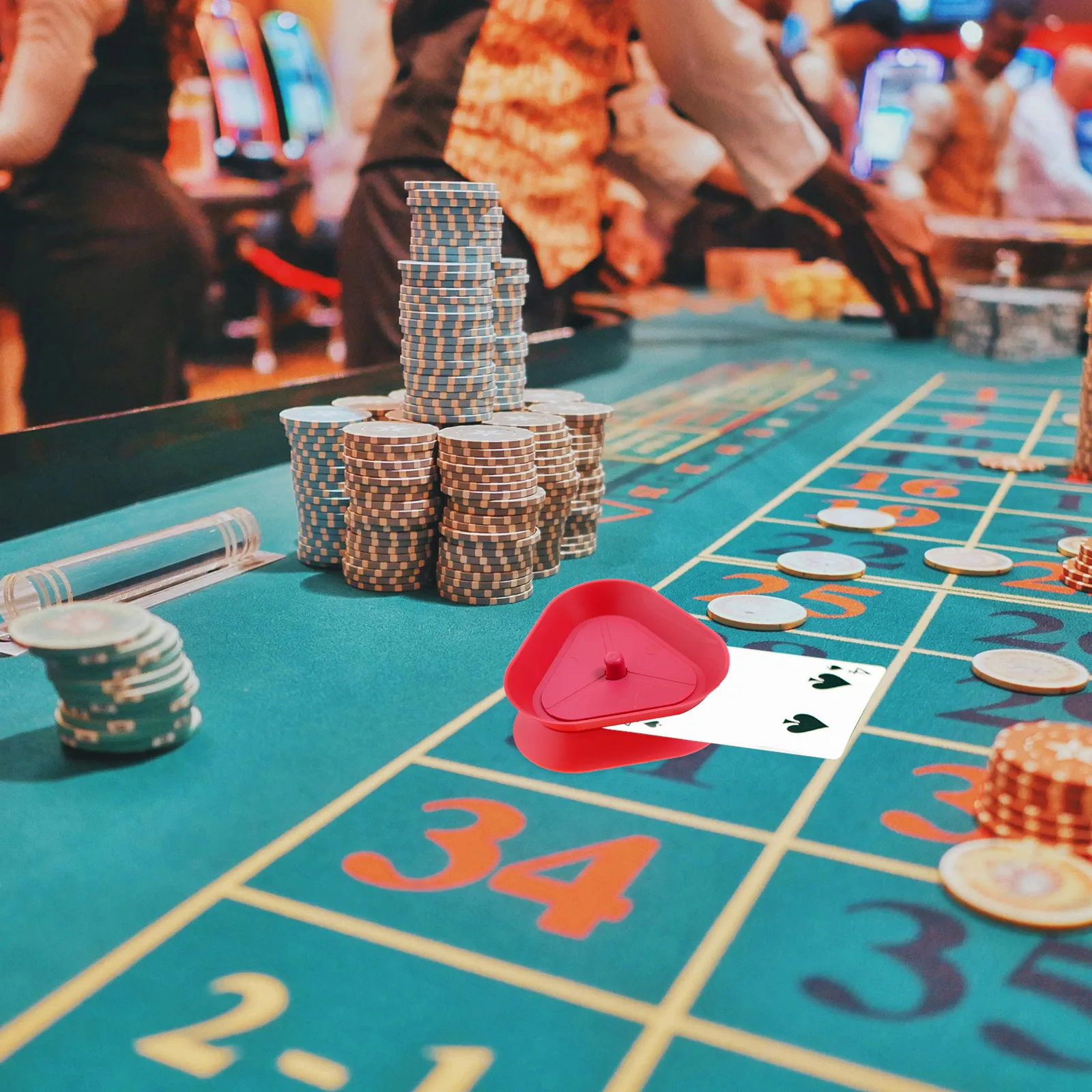 

6pcs Card Clipper Triangle Handheld Plastic Card Holder For Small Hands Playing Cards Tray Family Party Poker Events