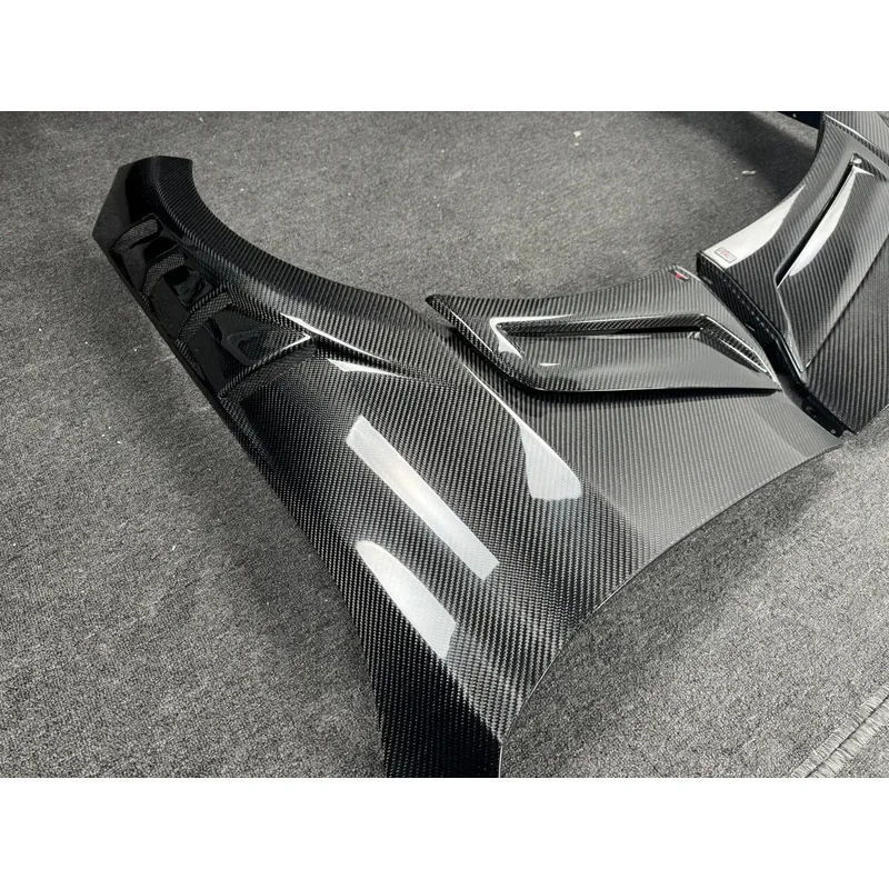 

AE Style Custom Dry Carbon Fiber Front Fender For G87 M2