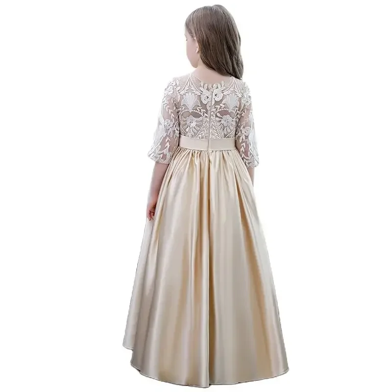 ชุดเดรสดอกไม้Appliquesลูกไม้ครึ่งแขนดอกไม้ปักเด็กงานแต่งงานFirst Communion Gowns