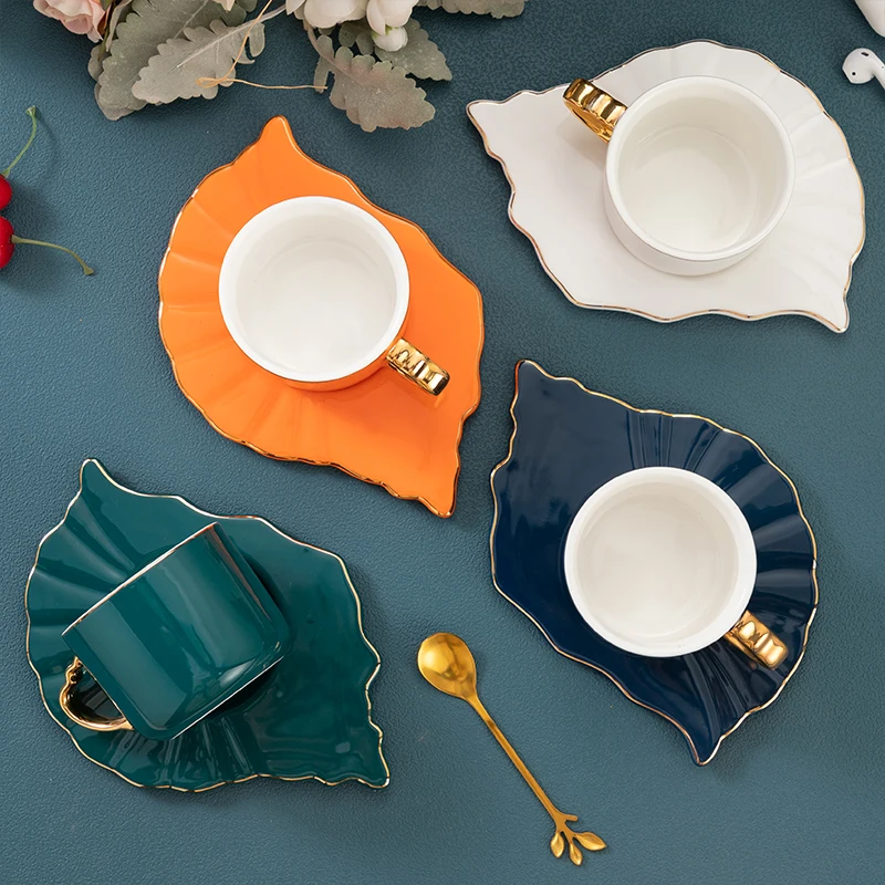 Nordic Creative Leaf Coffee Cup Saucer Set with Gold Rim Small Cute White Orange Green Blue Ceramic Cups and Saucers Lovely Gift