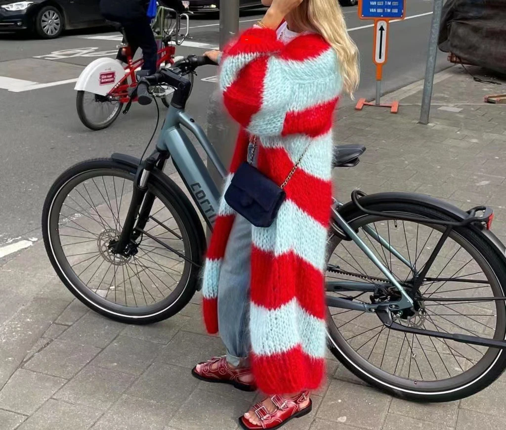 

2025 Autumn New Style Hot Contrast Striped Lazy Style Sweater Long Jacket