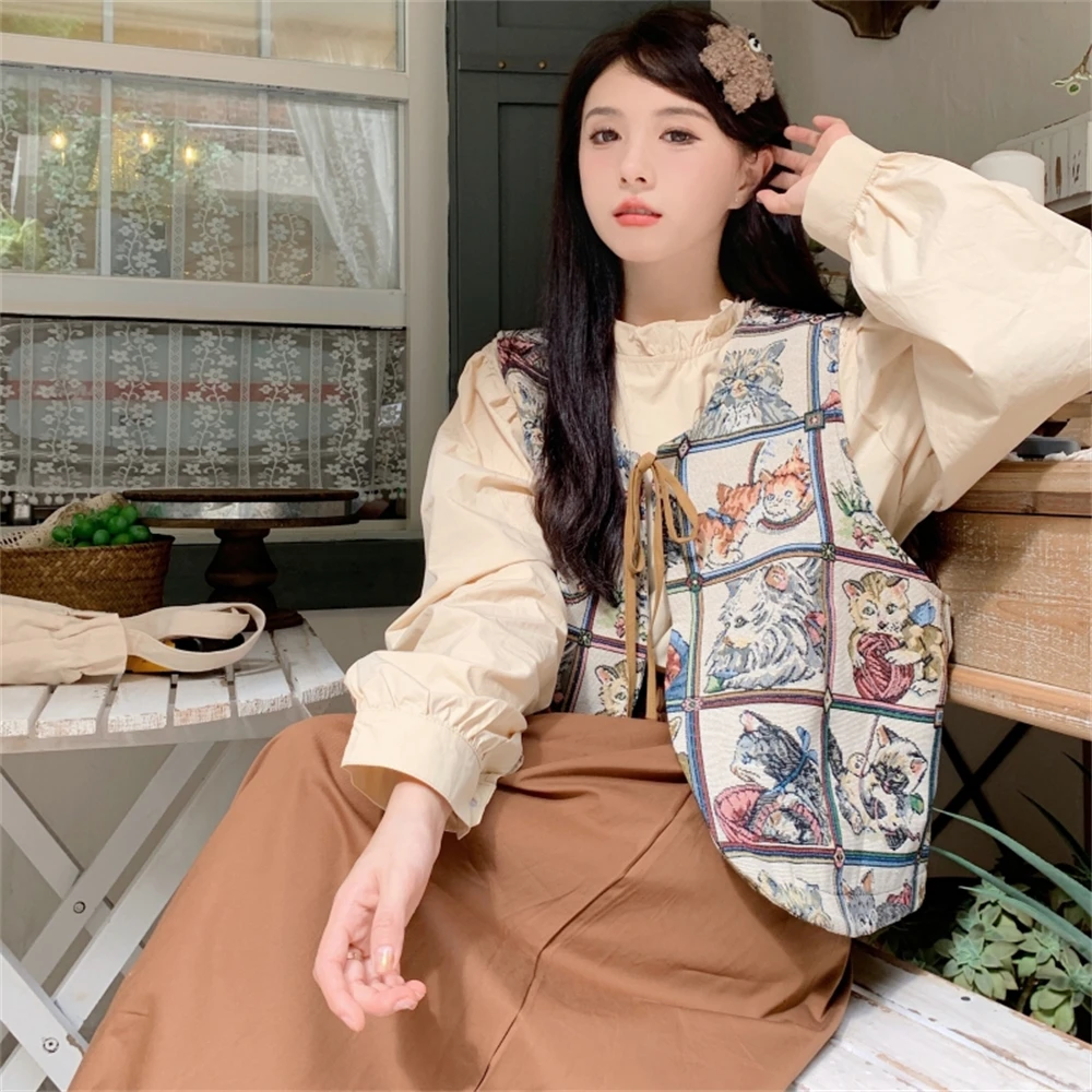 Japanese Vintage Cartoon Cat Pattern Print Camisole Aesthetic Lace Up Waistcoat 2023 Spring New Artistic Sweet Women Vest