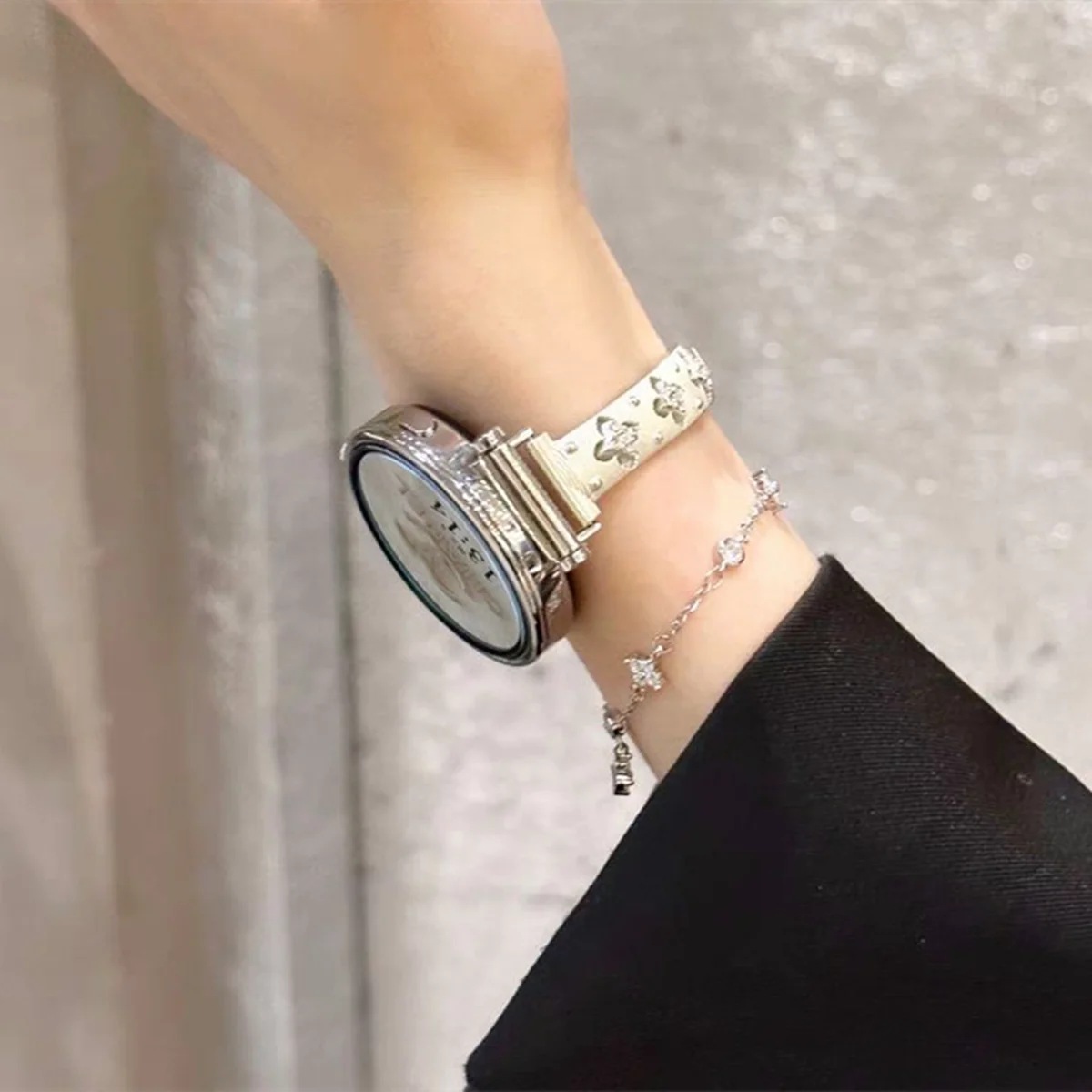 18 20 22 มม.สี่ Leave ดอกไม้สร้อยข้อมือสําหรับ Samsung Galaxy นาฬิกา 7 6 5 4 3 Active 40/44 มม.โลหะสําหรับ Huawei GT