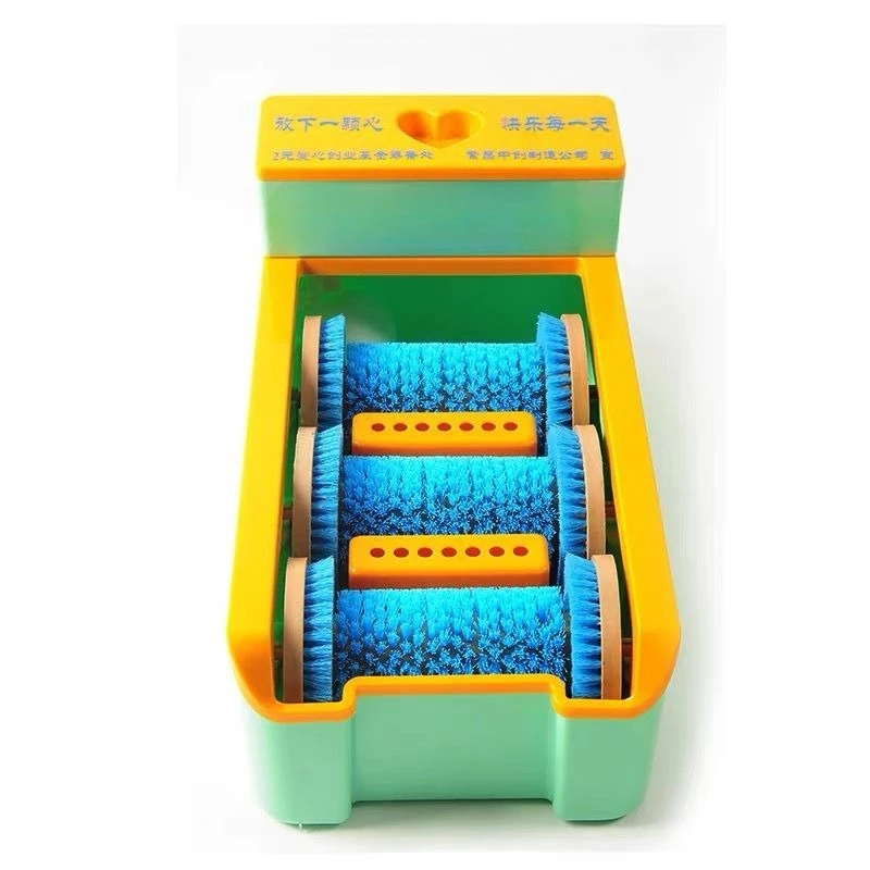 Sole cleaning machine, convenient for household cleaning and disinfection