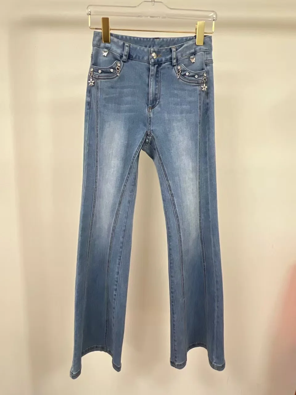 

Джинсы-клеш VP25 весна-лето, стройнящие, с металлическим декором, эластичные, синие, из хлопка, стрейч