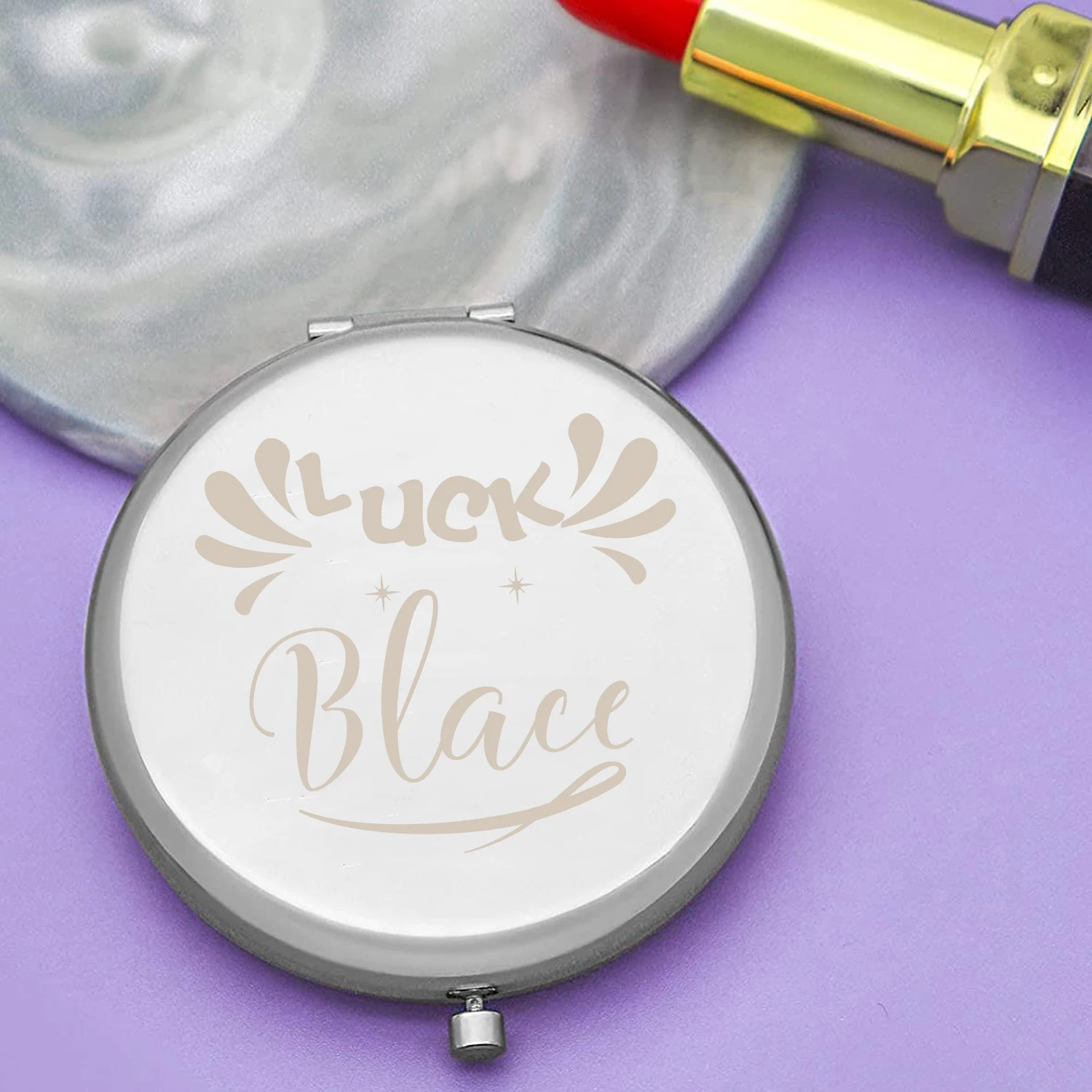 

1pc luck Creative Old Engraving Custom Name pocket Mirror Metal gold Wedding Party Gifts