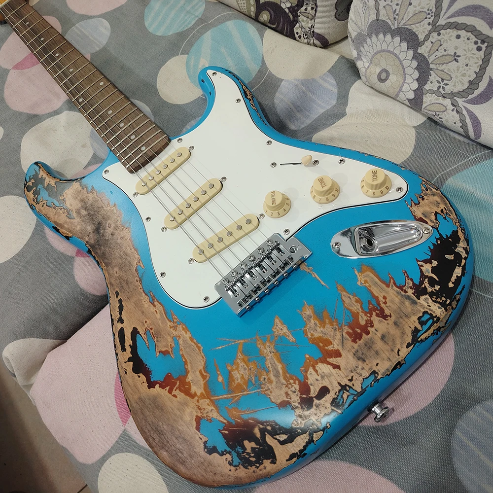 High quality blue and red multi-color relic treated electric guitar, swamp wolfberry guitar body, maple guitar head, in stock, f