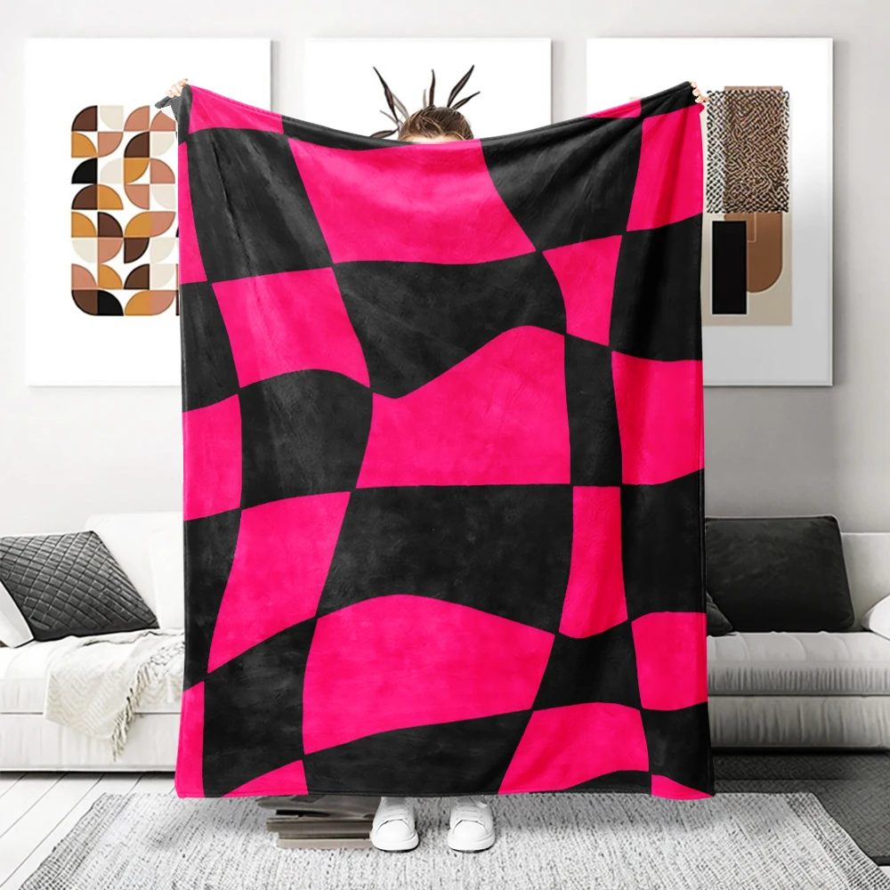 Black Pink Warped Checker Warm Flannel Fleece Blanket Thick Soft Cozy Throw Blanket for Winter Bed Couch Plush Bedspread