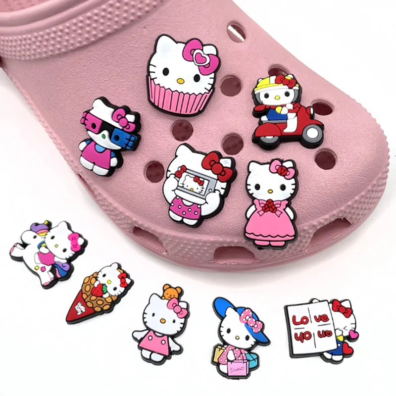 Miniso Sanrio Kuromi para dijes de zapatos, accesorios para decoración de zapatos con bonito zuecos, pulsera apta, regalos para mujeres y niñas