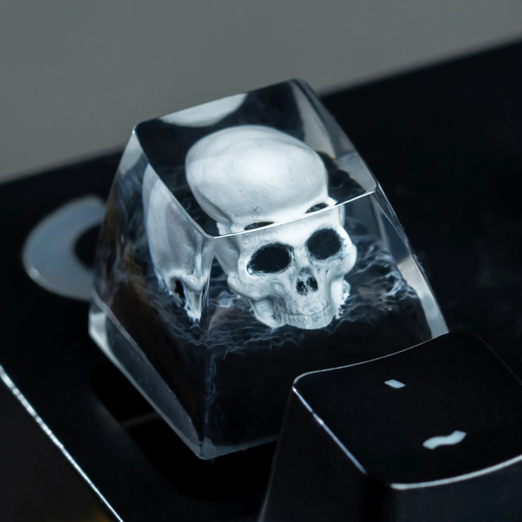 STJORNEX Artisan Keycap Resin Skull Mechanical Keyboard Custom Keycaps Gothic Style Handmade 1U SA Cherry MX Switch Gaming - view 2