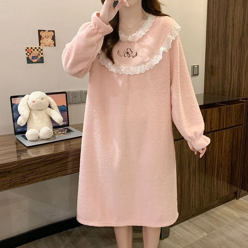 

M-5XL Plus Size Half Fleece Nightgown Women's Winter Thickened Princess Style Pajamas Dress Loose Loungewear Can Be Worn Outside