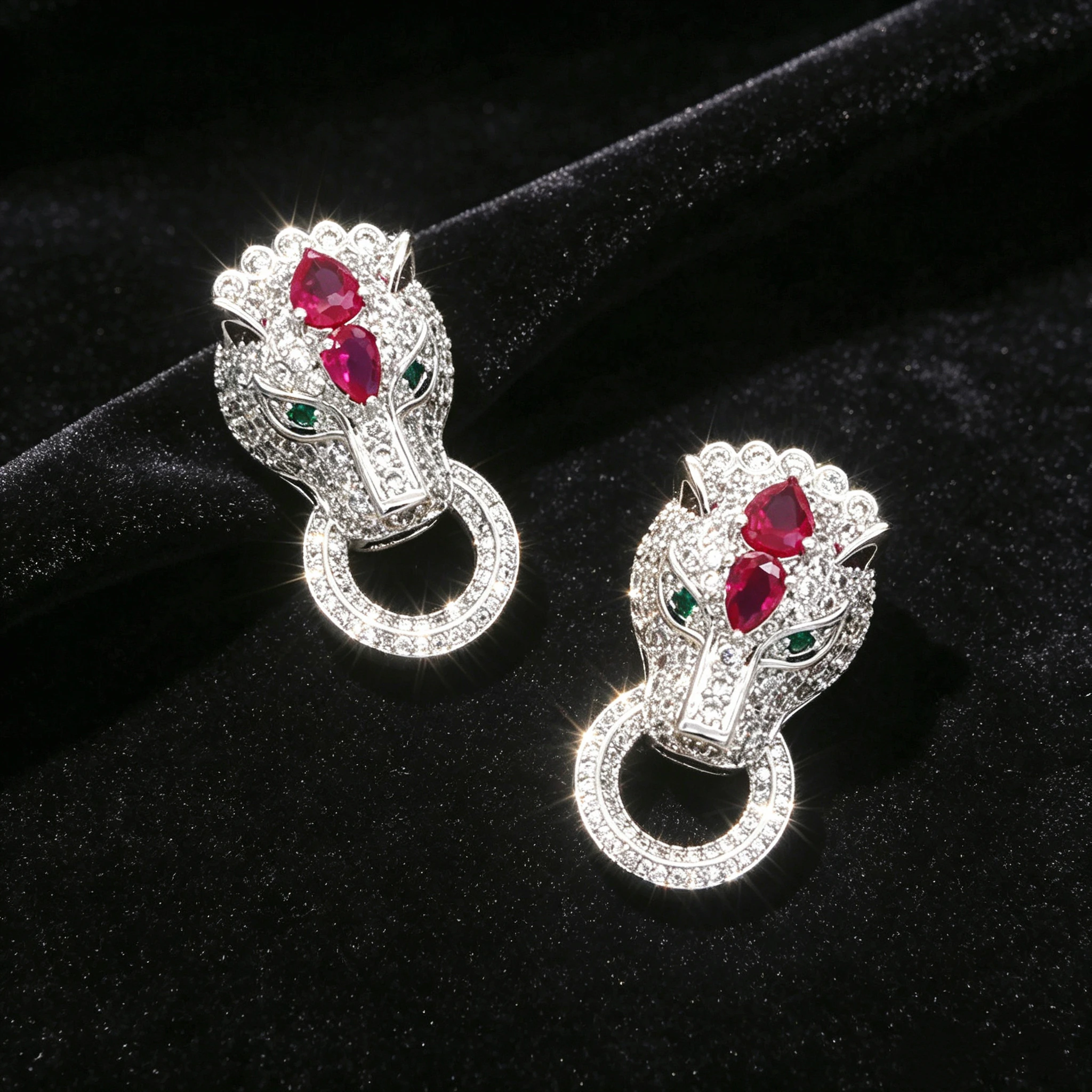 

Handmade Large Size Unicorn Pendant Necklace Exquisite Luxury Jewelry Zircon Stone D&X-TLOML Original Design Alloy Pendant