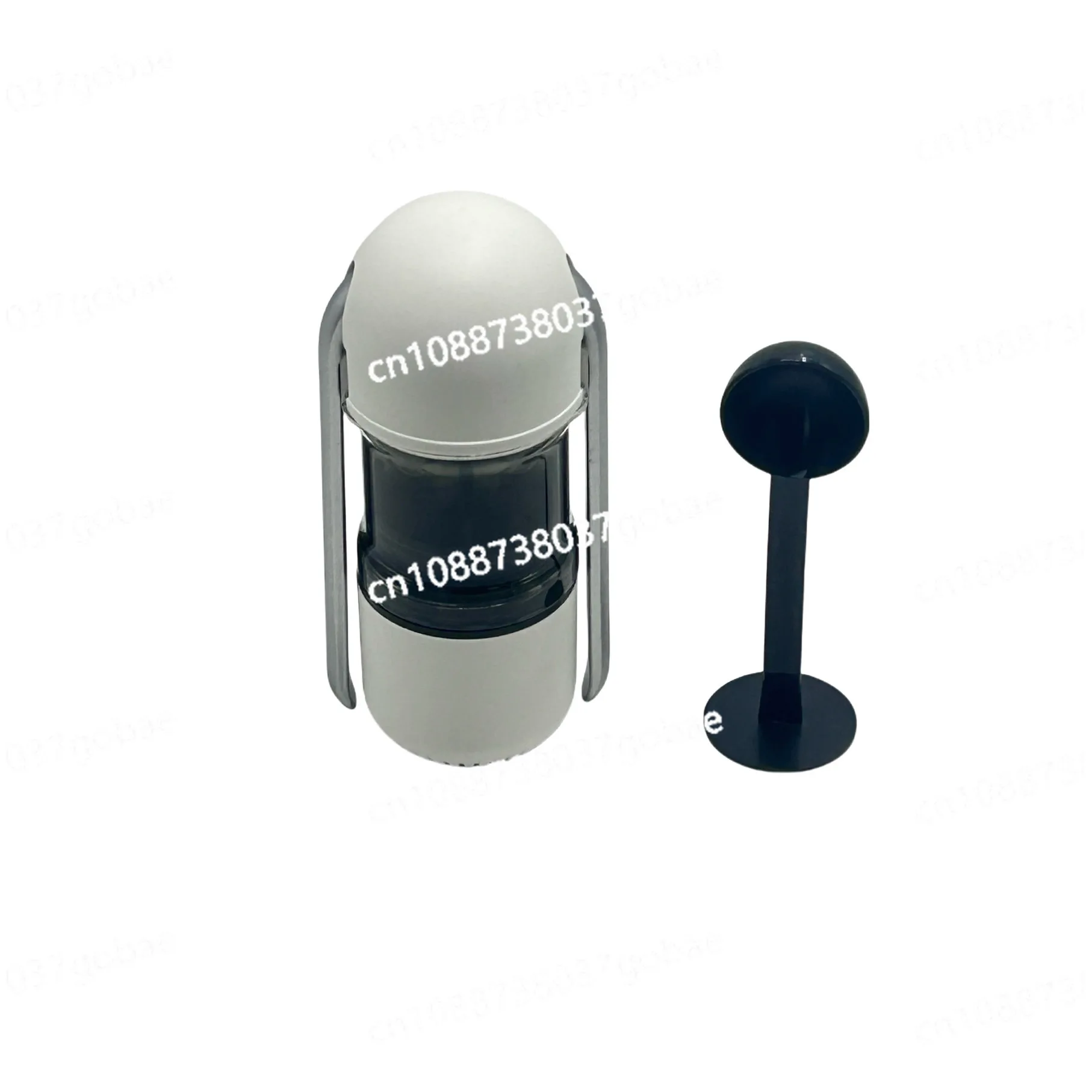 

Hand-pressed portable espresso machine compatible with ground coffee die-cast handle