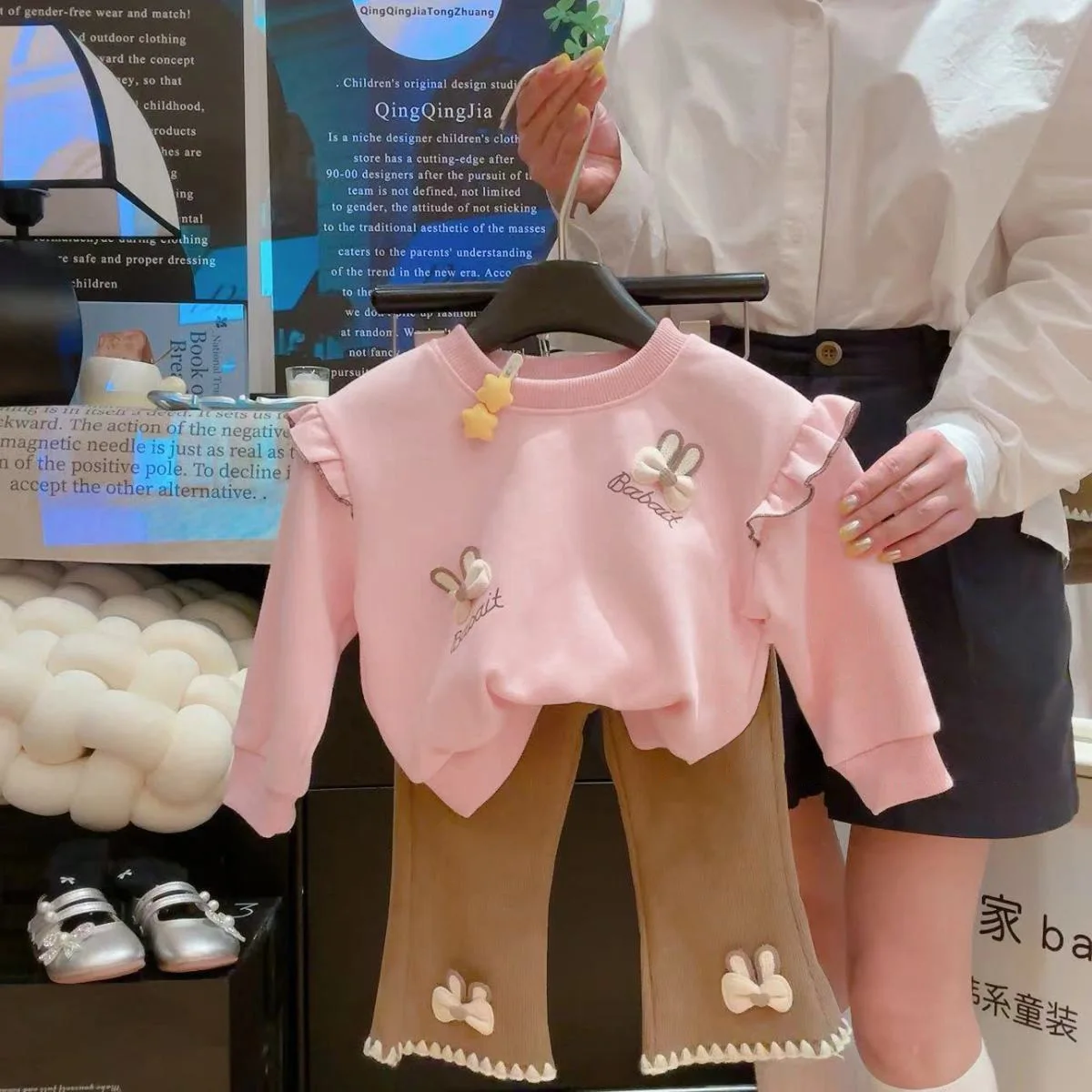 Mädchen-Sweatshirt mit süßem Hasen-Print, Kinder-Oberteil mit Rüschenärmeln, Baby-Mädchen Mode-Freizeit-Oberbekleidung T-Shirt für Mädchen – Detail 4