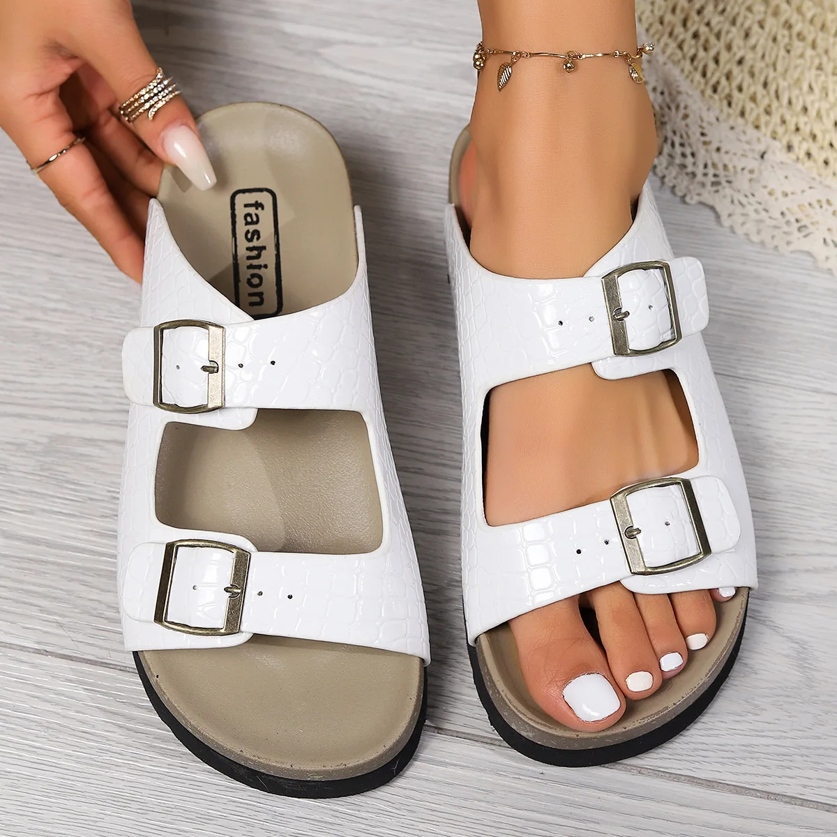 

2025 new large size spring and summer new women's platform sandals temu simple comfortable atmosphere college style