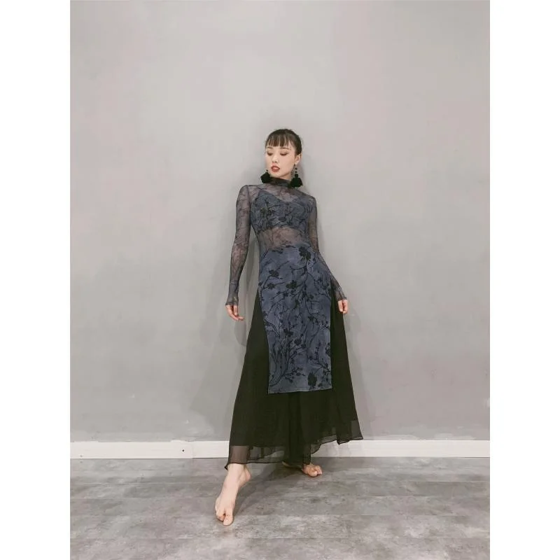 

Женский танцевальный топ, весна-осень 2029, дизайн Me, тонкий утягивающий халат с двойным разрезом в национальном стиле, модный халат с флагом Ele