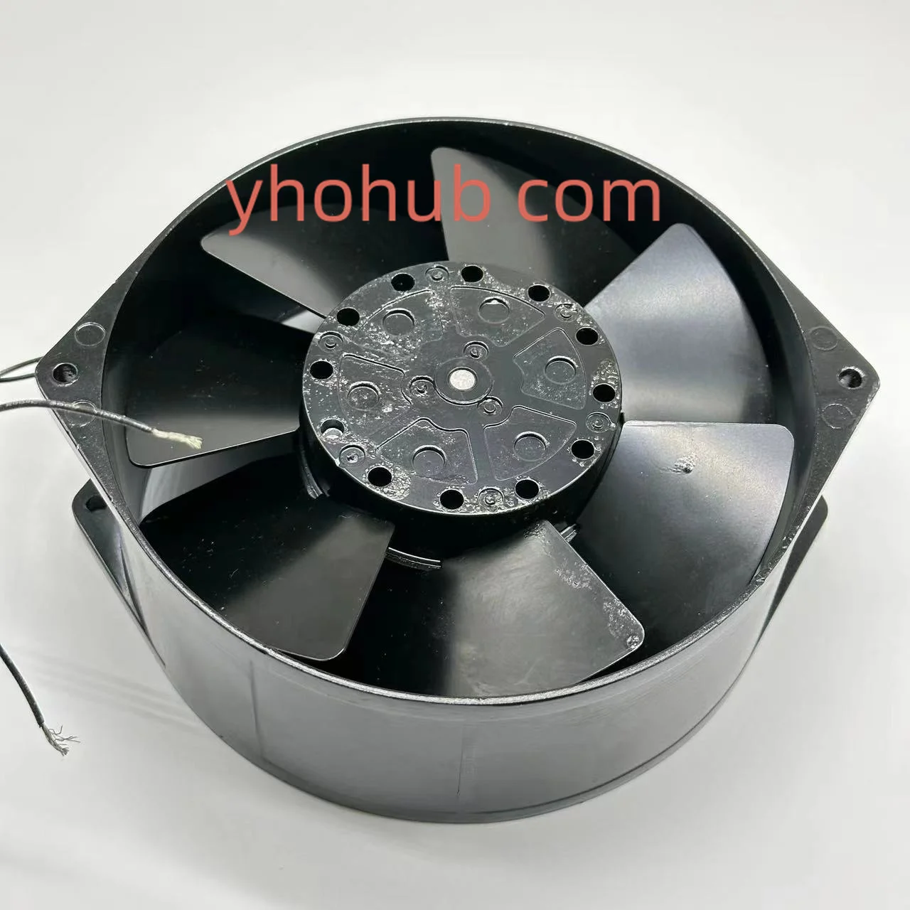 TOYO UT676DX-TP AC 220V 43/40W 2-Wire Server Cooling Fan