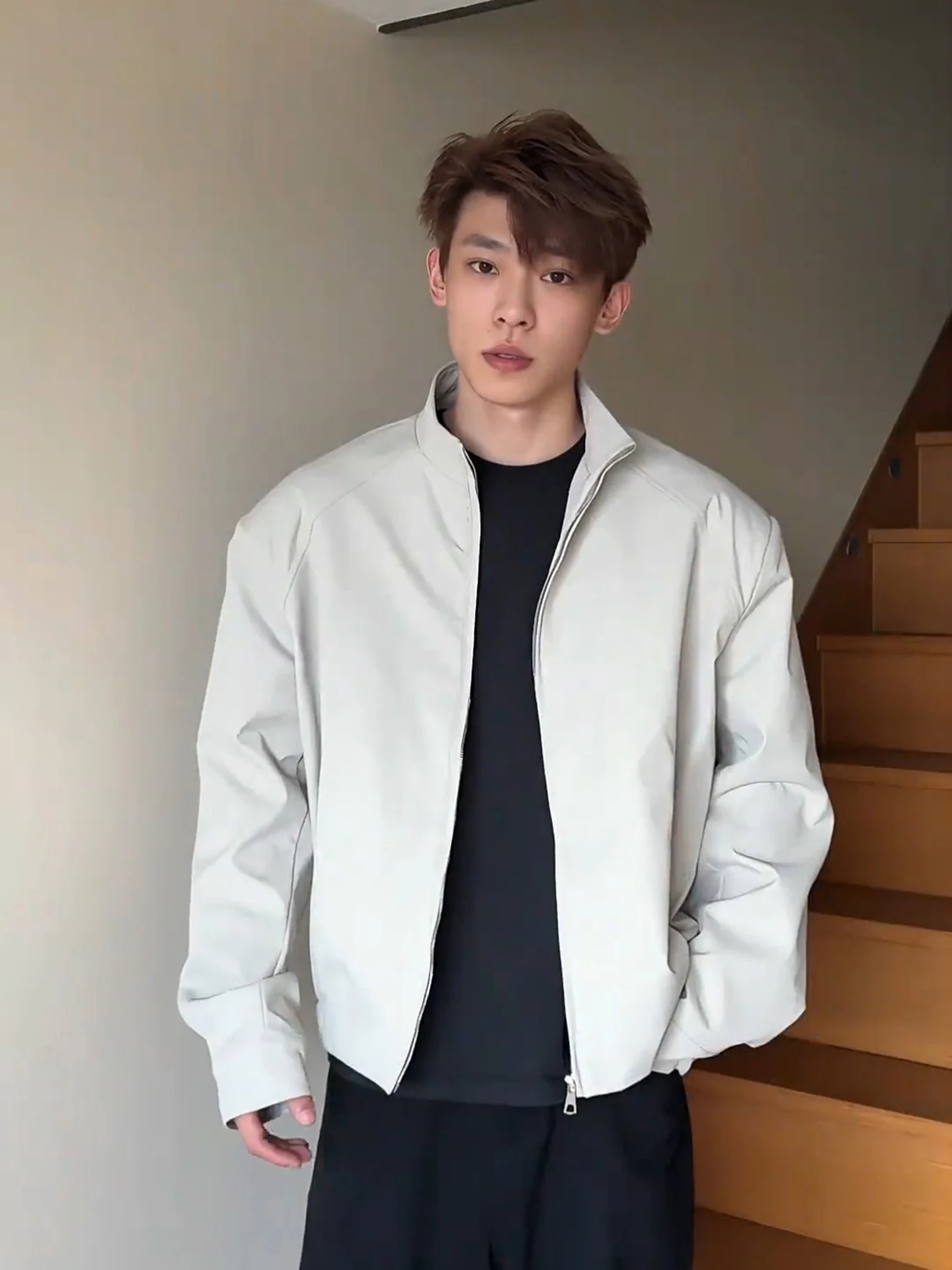 

Мужская осенняя куртка-бомбер в американском стиле с подкладкой на плечах, премиум-класса, с воротником-стойкой, рабочая одежда, бейсбольная униформа Cleanfit