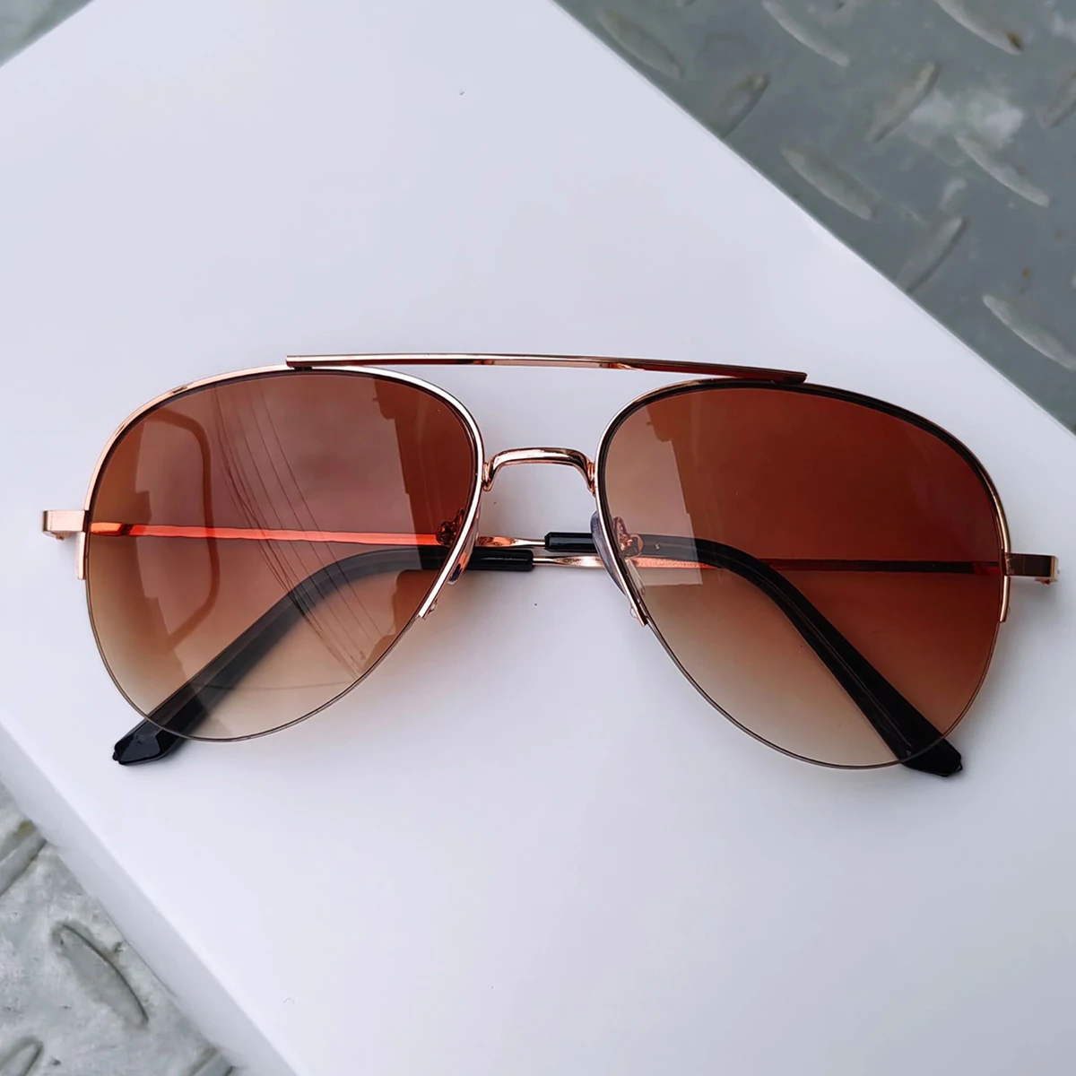 1pc Aviator Fashion Groot gezicht Rijden Rijden Stijlvolle trendy persoonlijkheidszonnebril voor heren