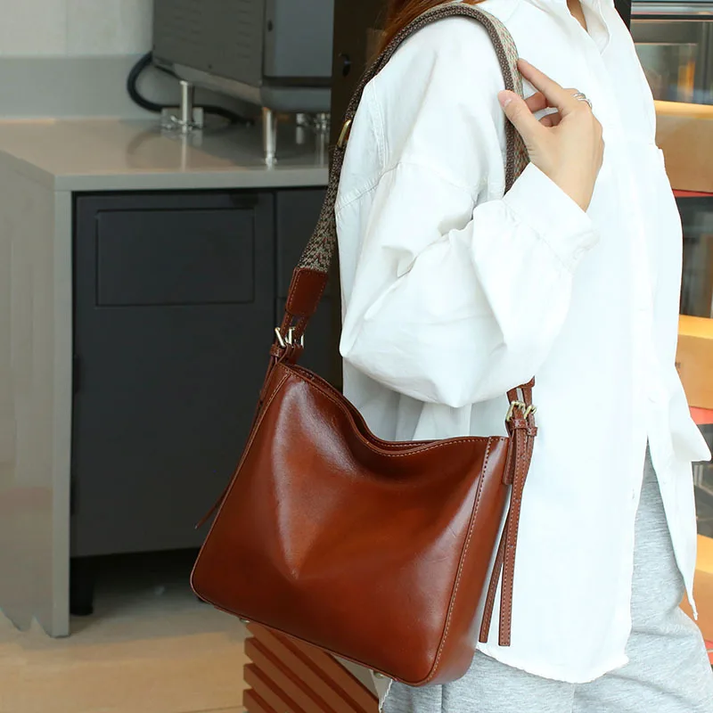 Fashion Female Luxury Genuine Leather Messenger Bags Women Large Capacity Tote Bags Lady\'s Solid Color Single Shoulder Bag 2023