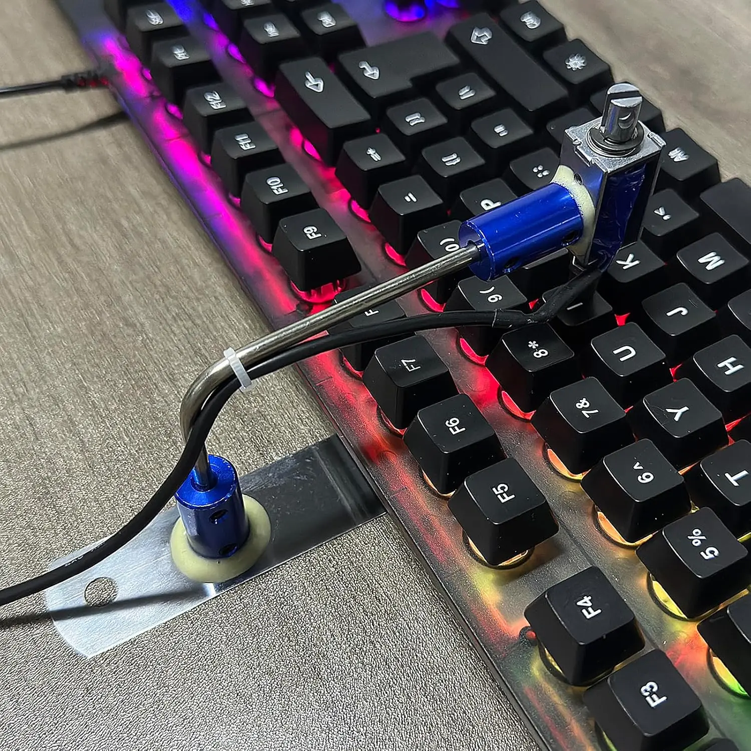 Adjustable Computer Keyboard Clicker-Physics Auto Random Click Game Assist Click Randomly and Game Auxiliary Anti-Dropping 1-30S