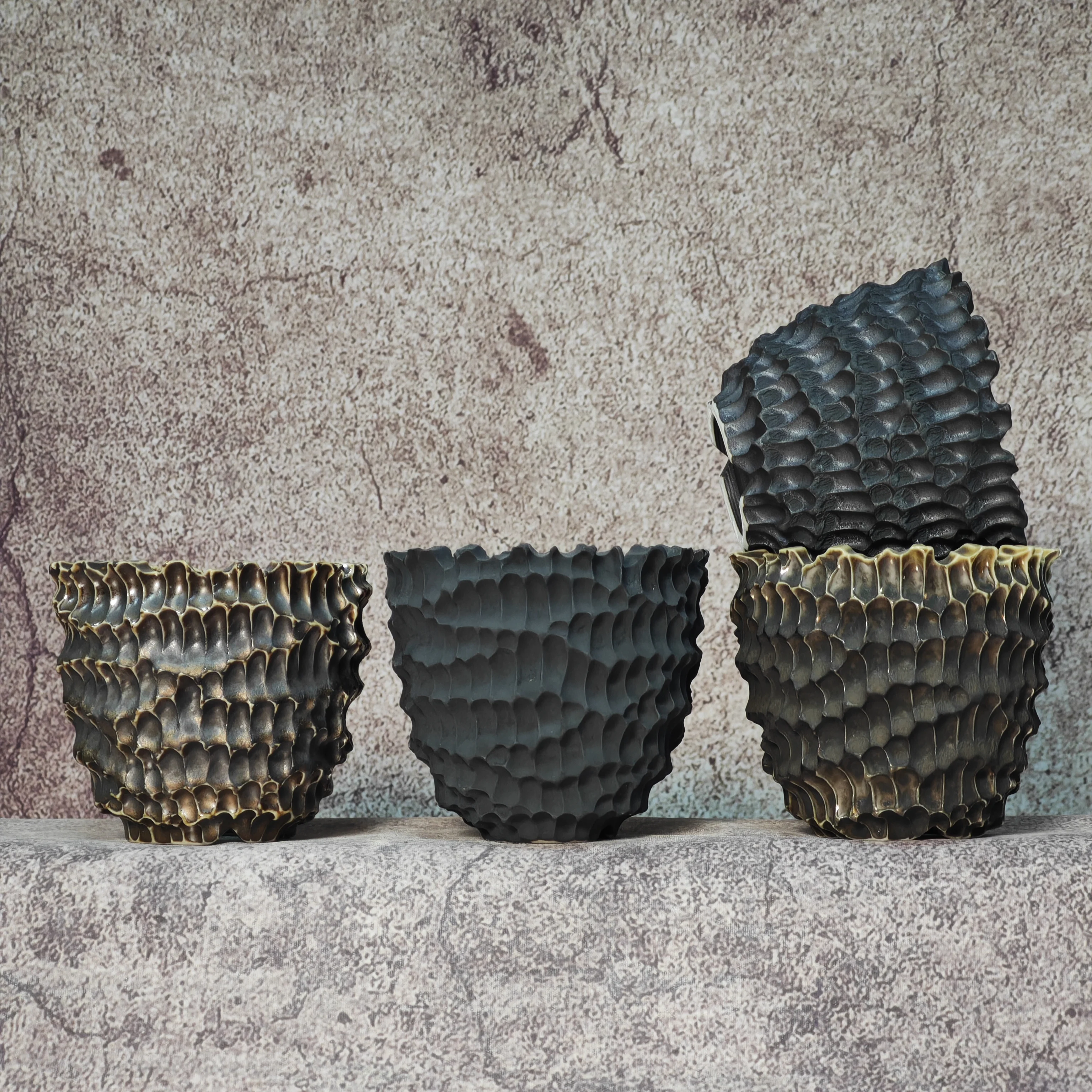 Hand‑Carved Water‑Wave Texture Ceramic Caudex Pot, Irregular Wavy Rim Planter Bowl for Succulent Agave Cactus Home Decor