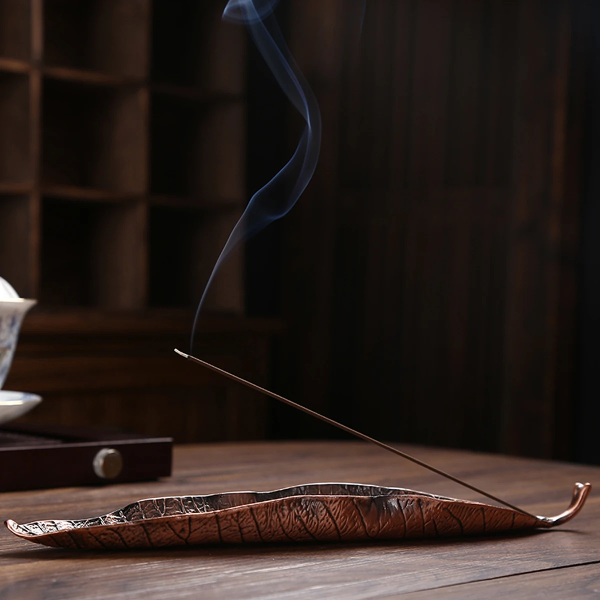 

Alloy Incense Burner Leaf Shape Metal Incense Stick Holder Tray Red Bronze Decor Yoga