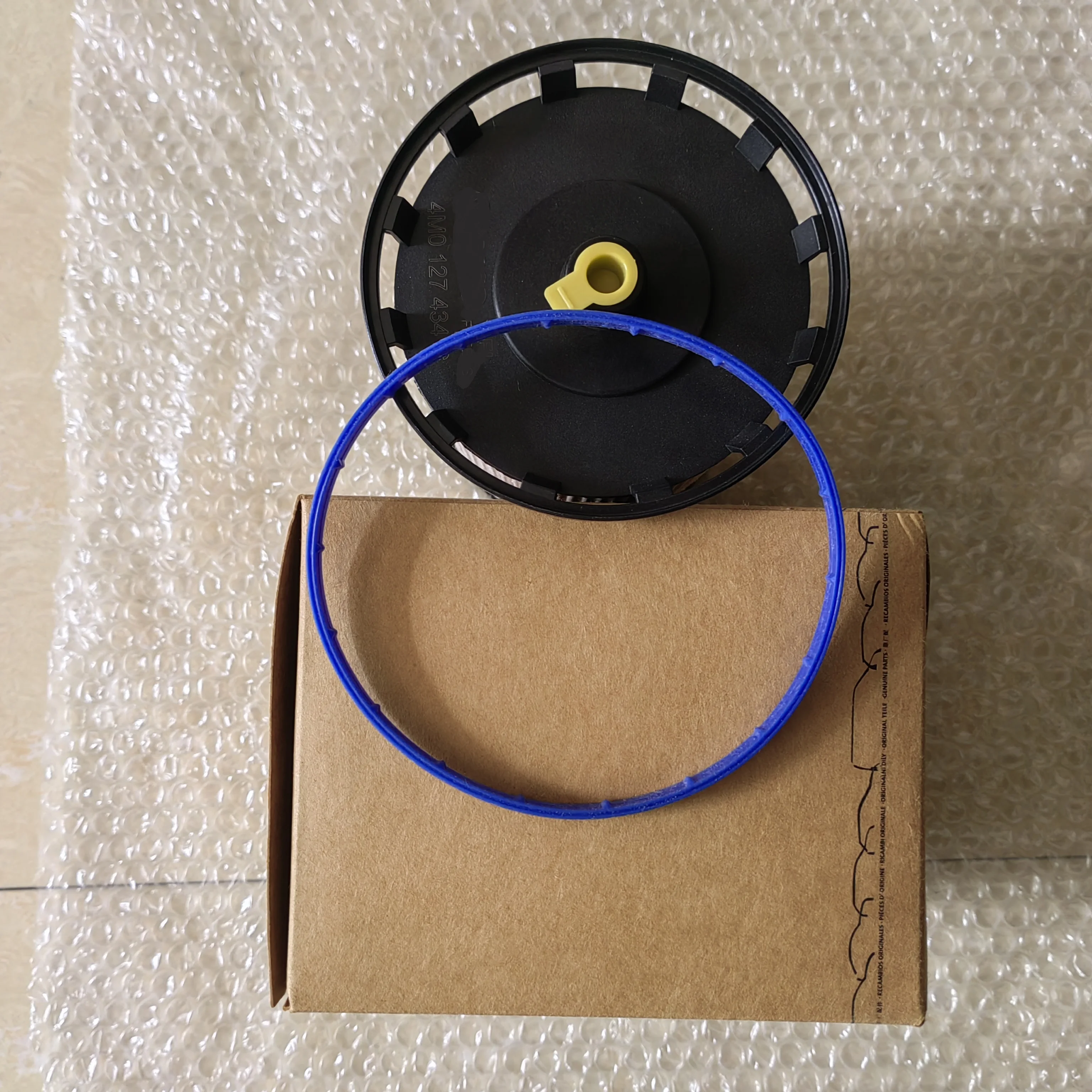 for Audi Q7 Q8 Bentley Bentayga VW Touareg Fuel Filter 4M0127434G, 4M0127177B, 4M0127434B, 4M0127434G, 95812743400