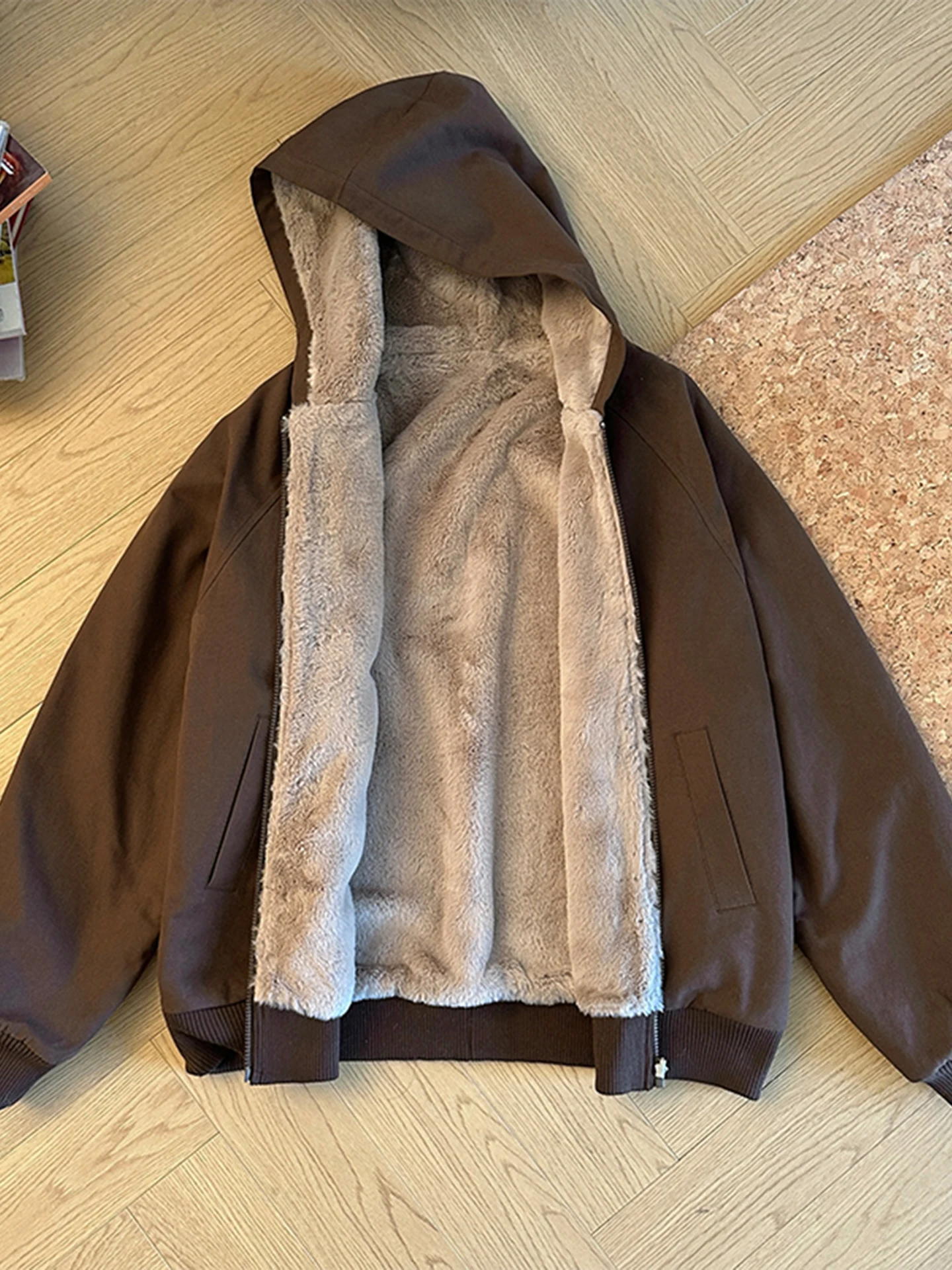 

Retro American Brown Cotton Jaet Men's Winter Thiened Fce Lamb Velvet Cleanfit Mountain Eagle Sle Casual Coat