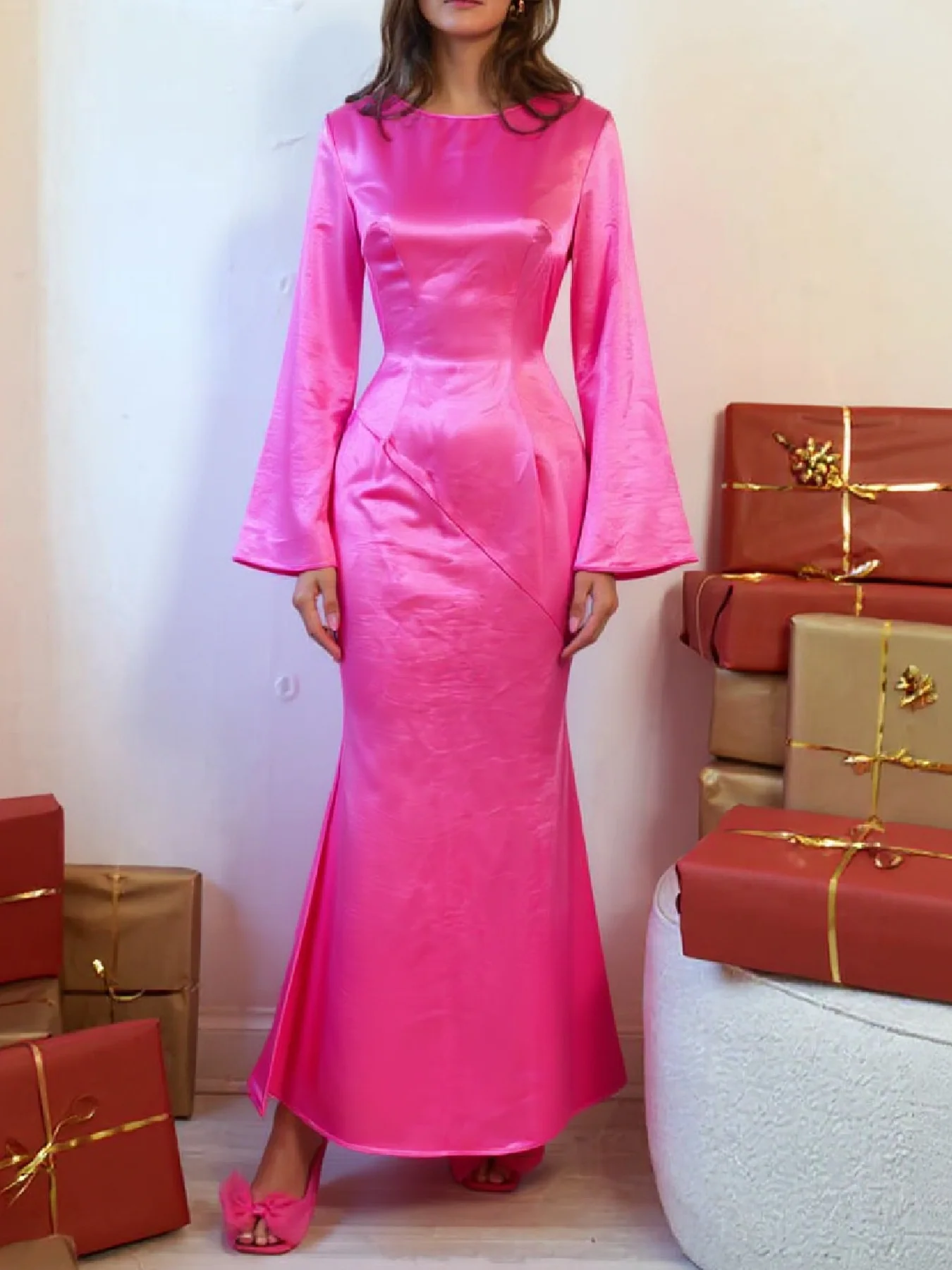 Satin-Meerjungfrauenkleid für Damen, langes Abendkleid mit ausgestellten Ärmeln, Rückenfreies, figurbetontes, formelles Maxikleid für Hochzeitsgäste und Partys – Detail 5