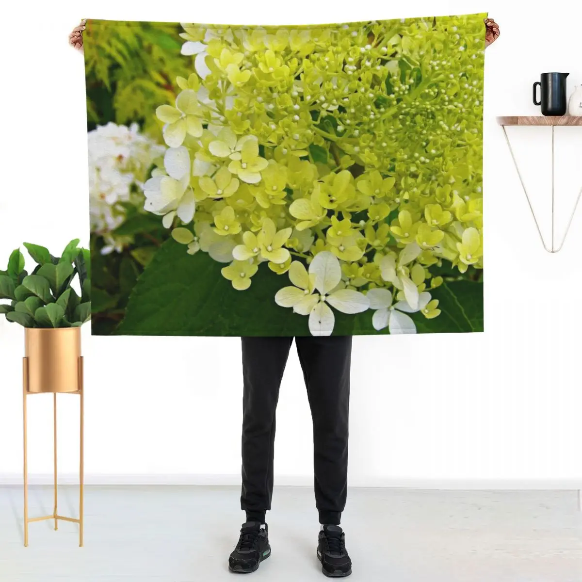 Elegant Chartreuse Green Limelight Hydrangea Macro Throw Blanket Camping Bed covers Single Sleeping Bag Blankets