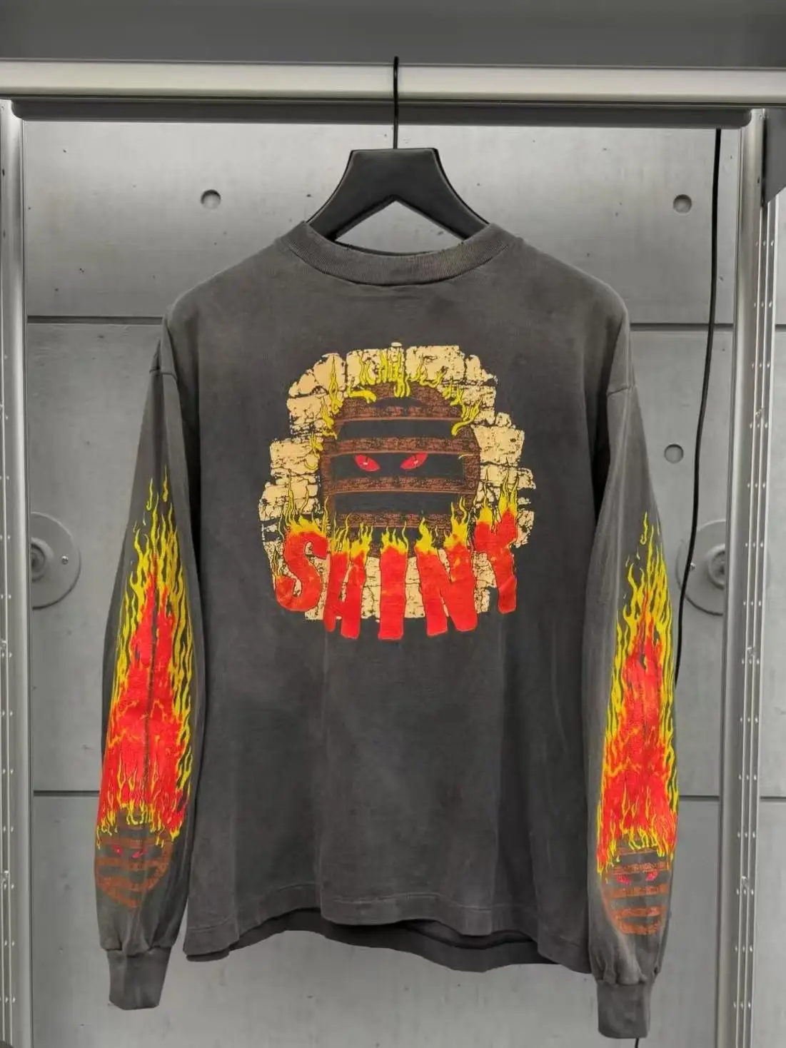 Oversized 2025ss Crack Flame Pattern Vintage Washed Black Saint Long Sleeve T Shirt Men Women Top Quality Cotton T-Shirt Tee