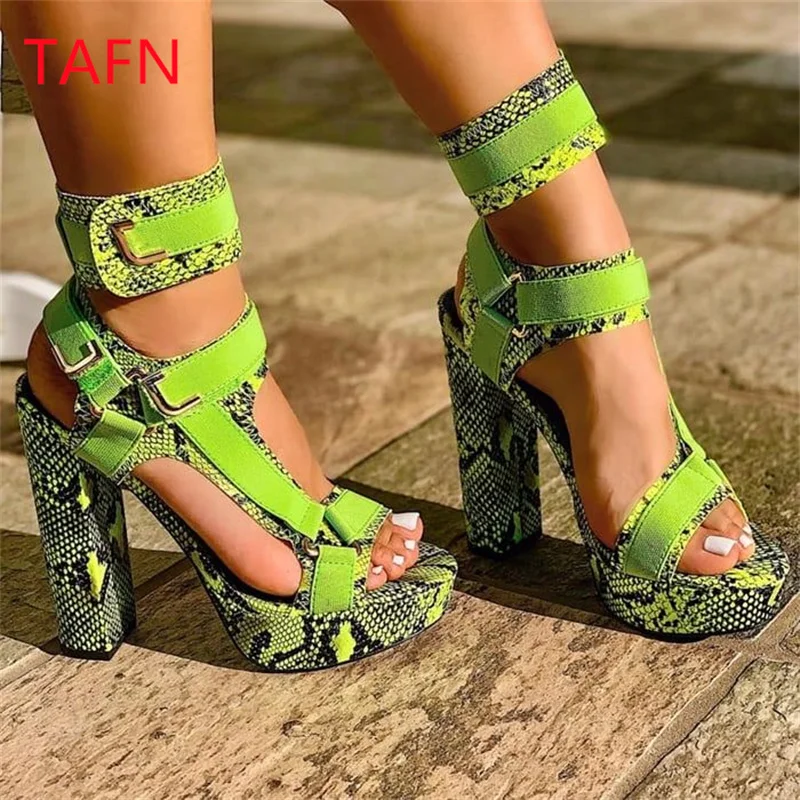 

2025 Fashion Women Chunky Heels Sexy Lady Colorful Metal Buckle Platform Wedding High Heels sandalias de mujer Plus Size 44