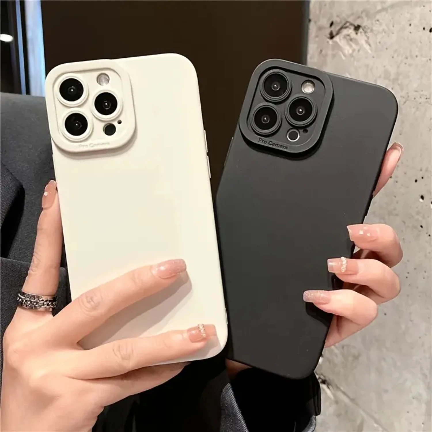 Luxurious Silicone Protective Case for iPhone 1-14 Pro Max in Solid Colors