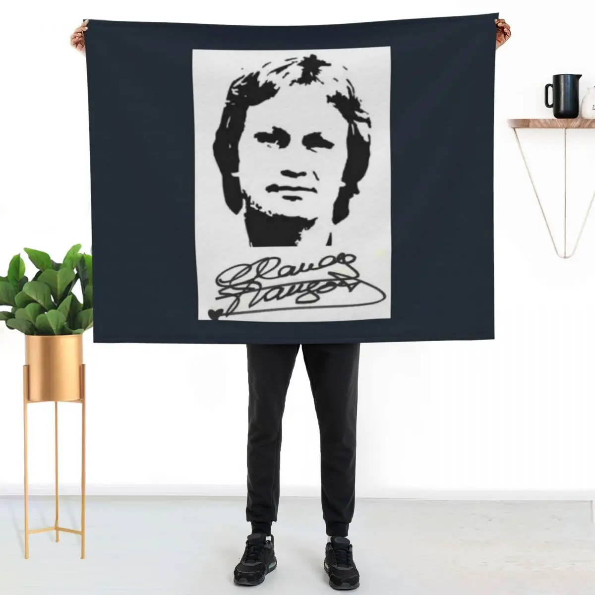 

CLAUDE FRANCOIS Throw Blanket Soft Plush Blanket as Housewarming Gift
