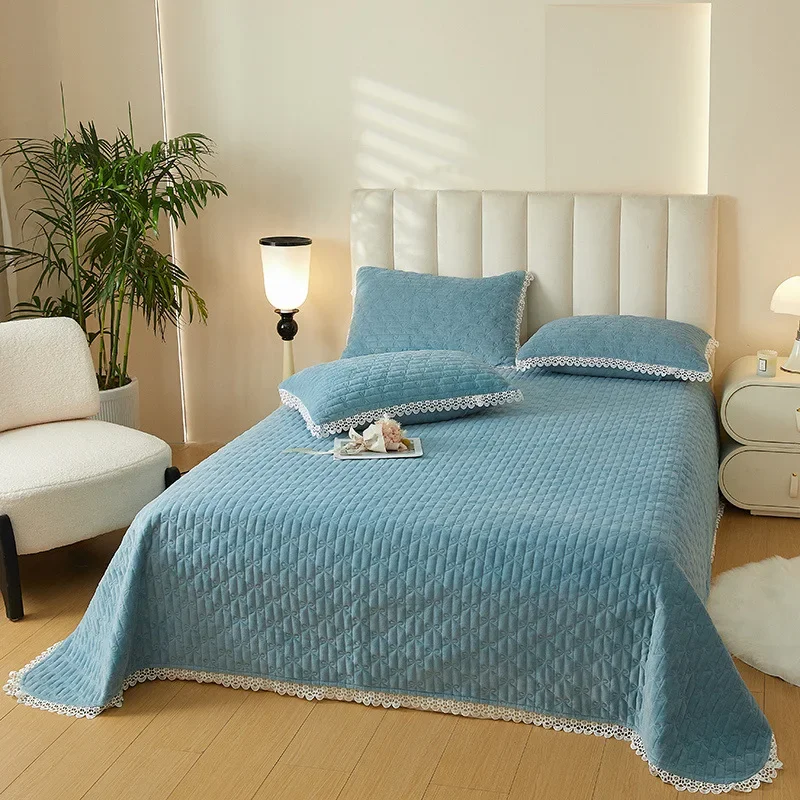 

2024 new solid color small lace milk fleece padded bed cover single piece autumn and winter thickened coral fleece mattress